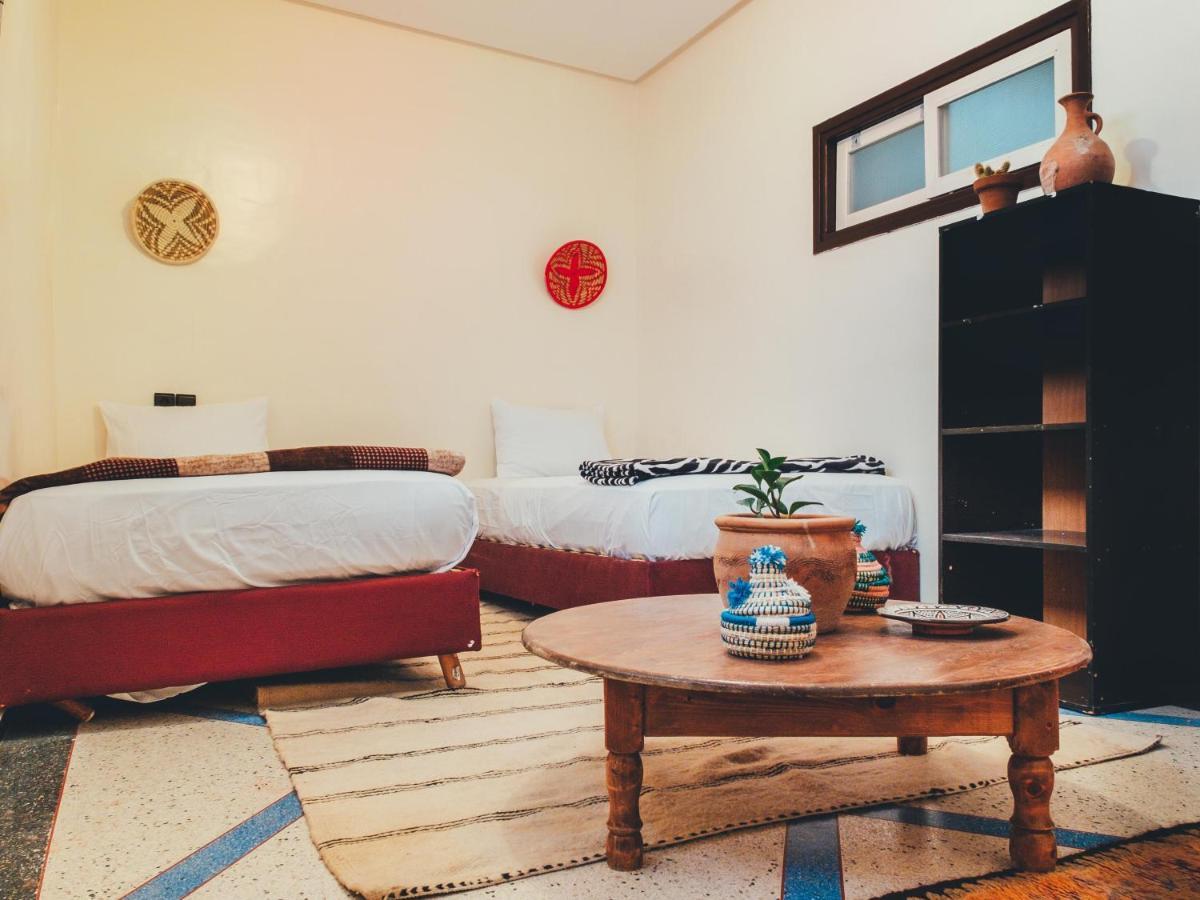 Tamraght Chill Surfer Hostel מראה חיצוני תמונה